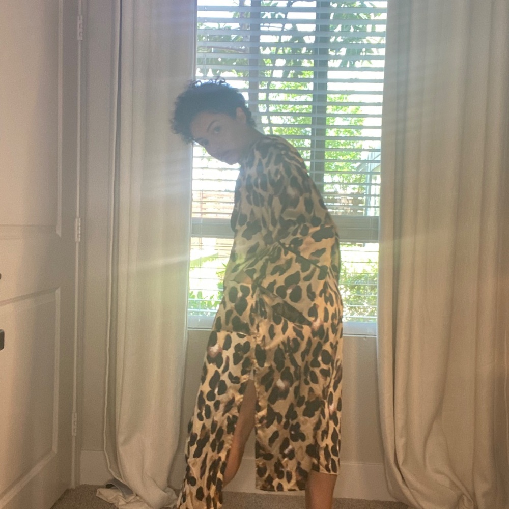 Silk-like Leopard Maxi Robe - Picture 5 of 7